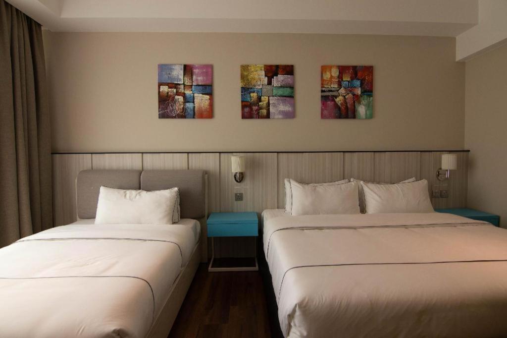 Higher Hotel Bandar Seri Begawan Exterior foto