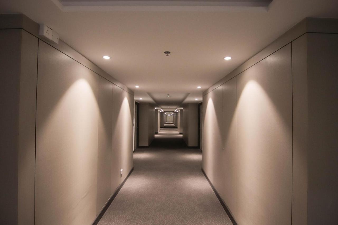 Higher Hotel Bandar Seri Begawan Exterior foto