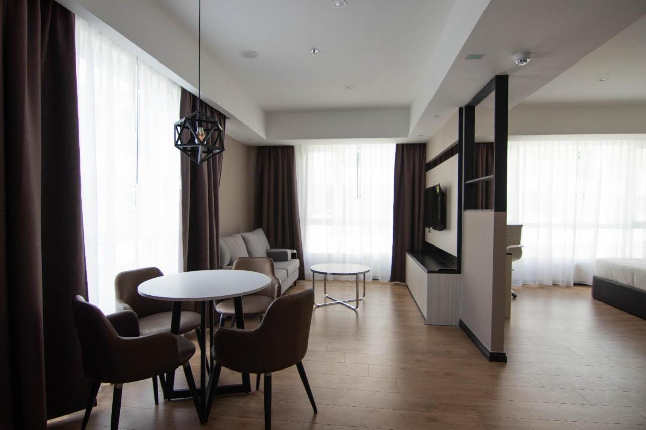 Higher Hotel Bandar Seri Begawan Exterior foto