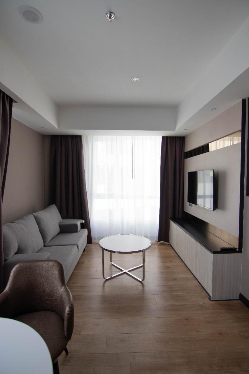 Higher Hotel Bandar Seri Begawan Exterior foto